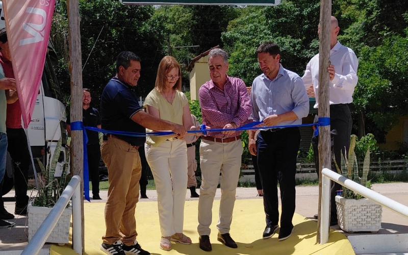 Apertura oficial de la playa municipal 