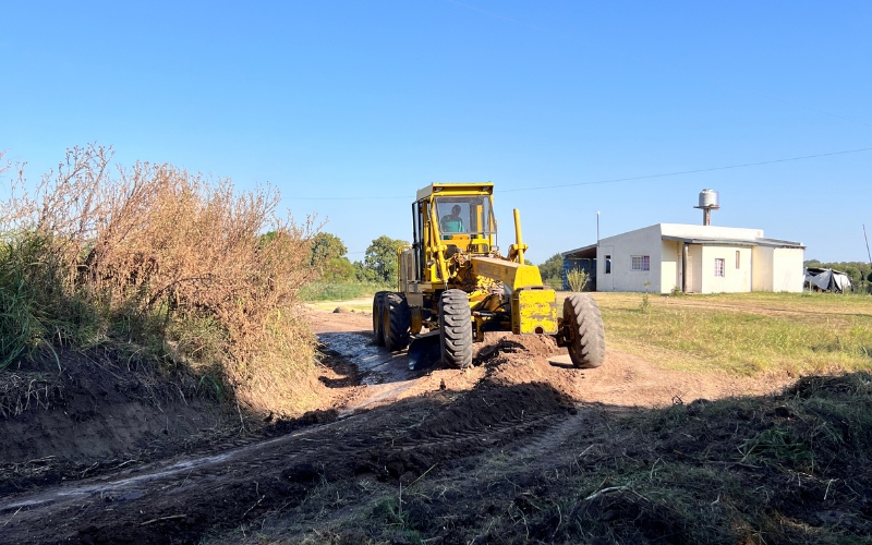 Mejoras en el camino del Cementerio Católico en Colonia Nueva