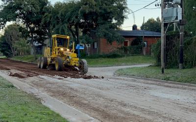 Colocamos ripio arcilloso en calle 1ª Colonia Agrícola Militar Las Conchas