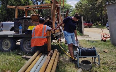 Intensas tareas para la reparación del pozo de agua de uso operativo