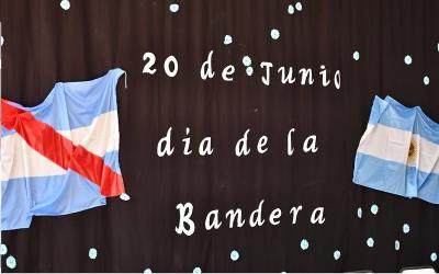 Acto conmemorativo por el Día de la Bandera